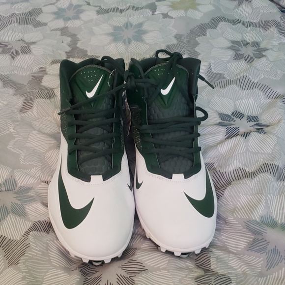 Nike's High Top football cleats. - Picture 2 of 7